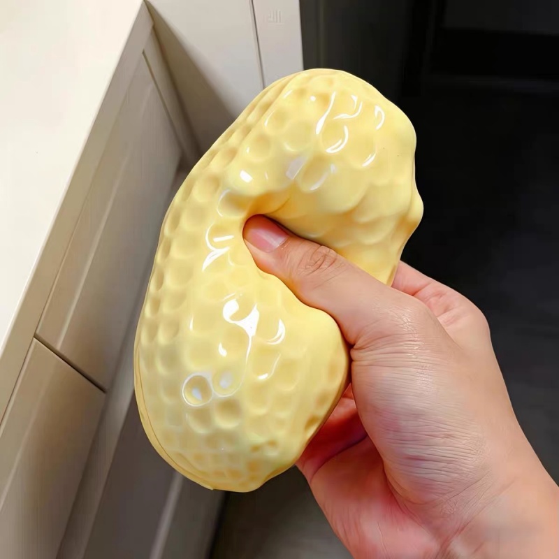 In Stock Peanut Stress Ball Cr - Vinyl Figure Blank avaliação e preço