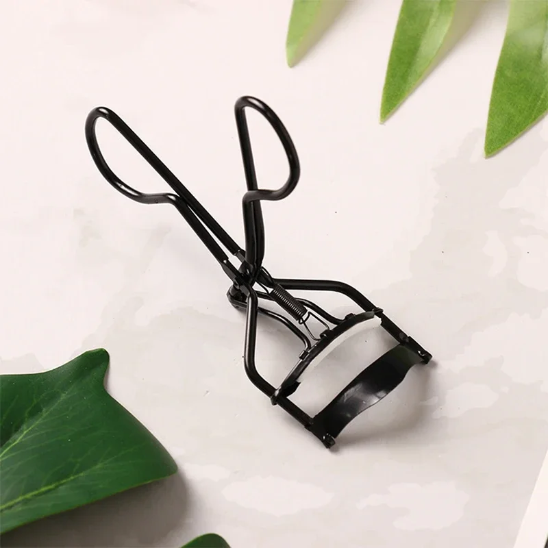 Woman Circle Eyelash Curler Cu - Display Risers Set avaliação e preço