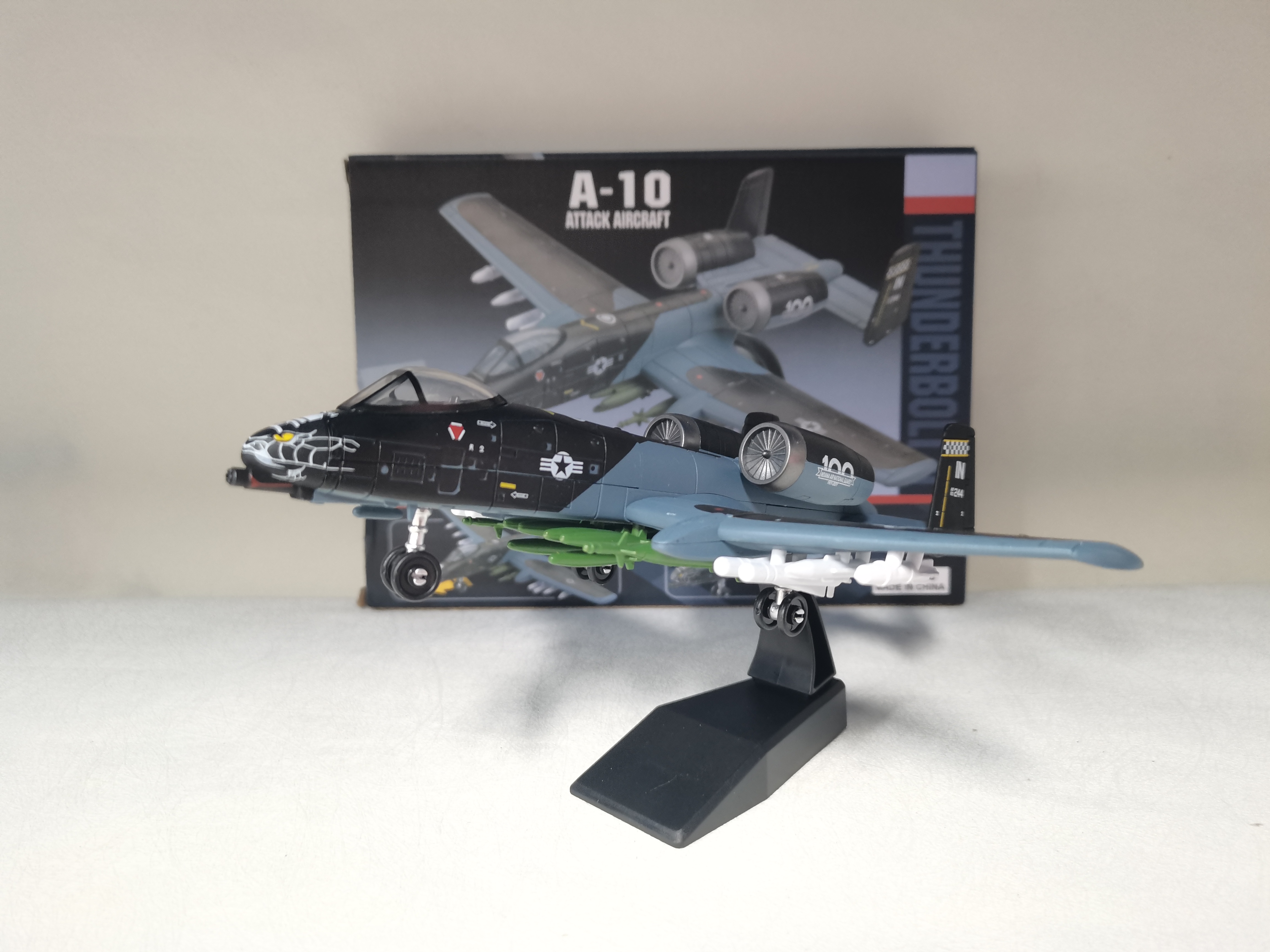 A-10 Warthog 1/72 Scale Micro  - Model Airplane Plastic avaliação e preço